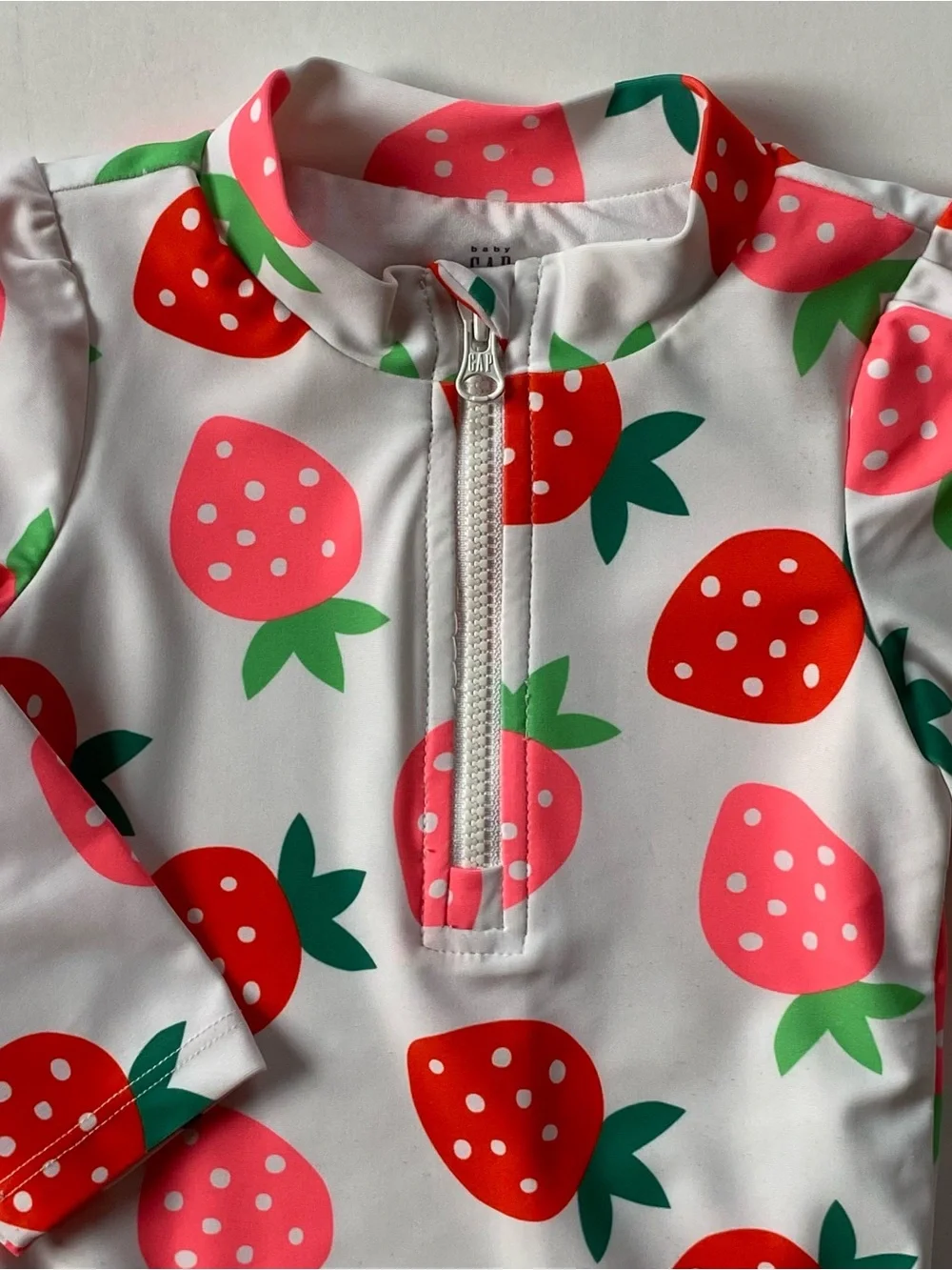 GAP rashguard swimsuit